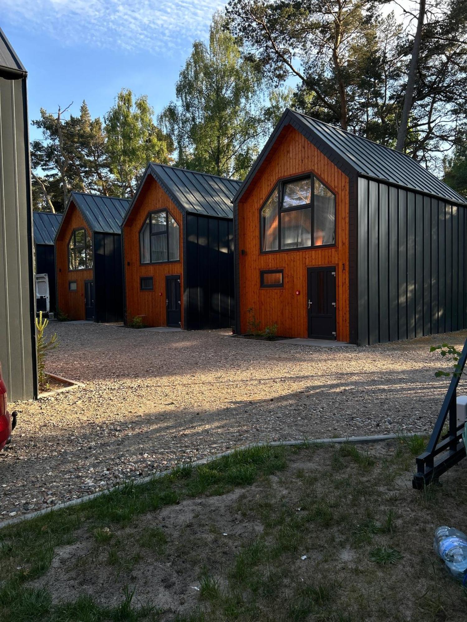 Domki Bursztyn Mrzeżyno Exterior foto