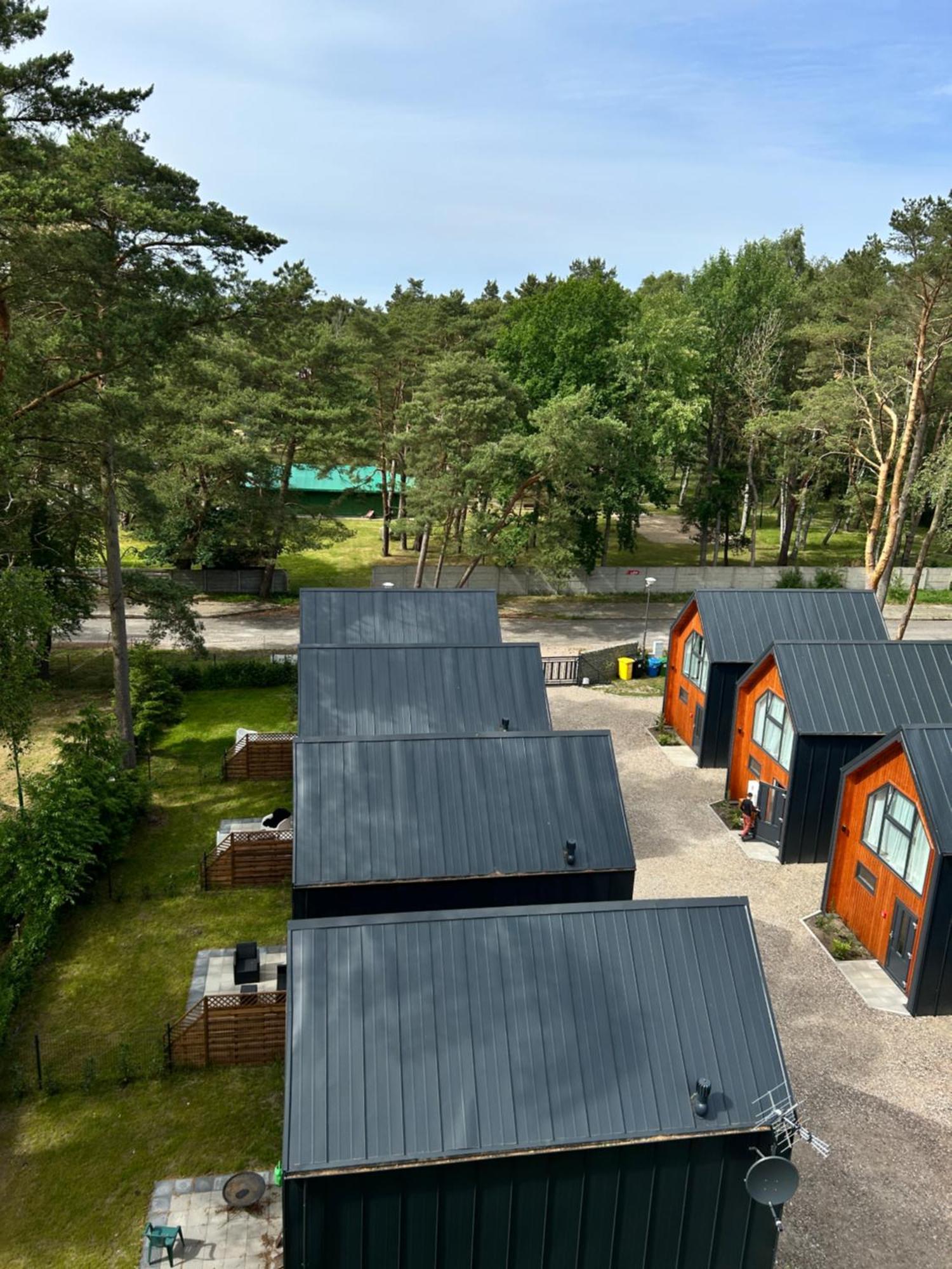 Domki Bursztyn Mrzeżyno Exterior foto